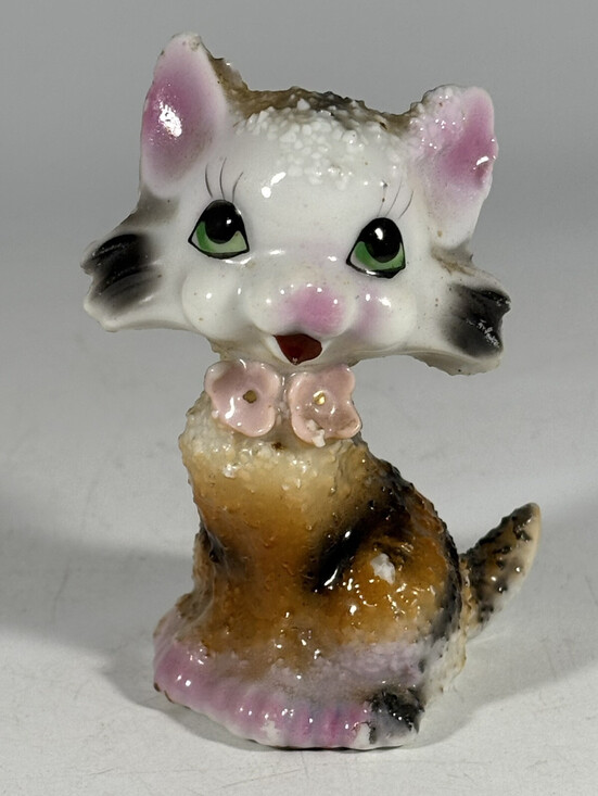 STAFFORDSHIRE Other - Vintage Striped Tabby Cat Kitten Spaghetti Figurine Green eyes Japan 2.5”